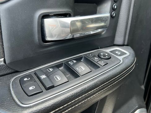 Used 2019 RAM 2500 Laramie image 15