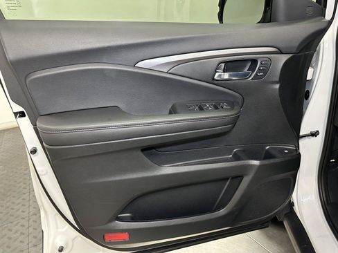 Certified 2025 Honda Ridgeline RTL+ image 20