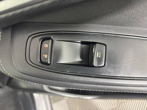Used 2021 Subaru Forester Premium AWD/4WD image 34