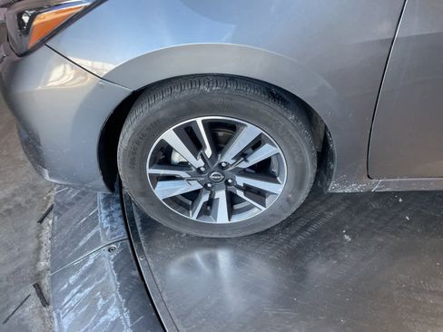 Used 2025 Nissan Versa SV image 12