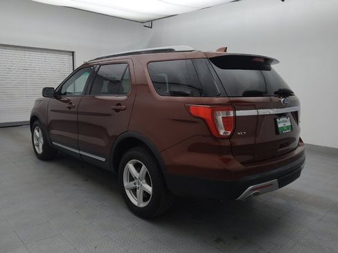 Used 2016 Ford Explorer XLT w/ Equipment Group 202A AWD/4WD image 5
