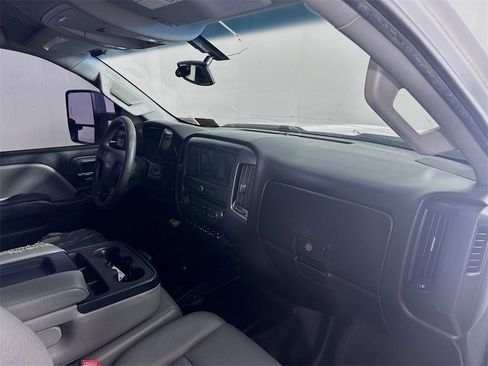 Used 2019 Chevrolet Silverado 2500 W/T w/ WT Convenience Package image 31