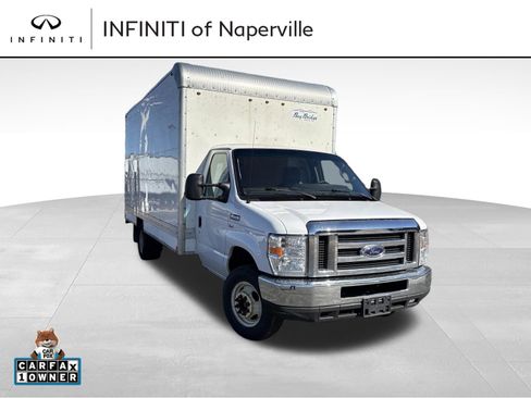 Used 2018 Ford E-350 and Econoline 350 Super Duty w/ Power Windows & Locks Group image 7