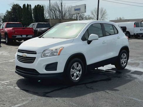 Certified 2016 Chevrolet Trax LS w/ LPO, Protection Package FWD image 4
