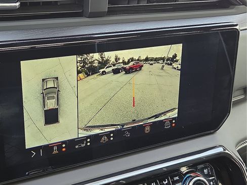 Used 2024 GMC Sierra 1500 AT4X AWD/4WD image 17