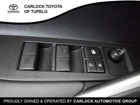 Used 2025 Toyota Corolla Cross XLE w/ Convenience Package AWD/4WD image 24