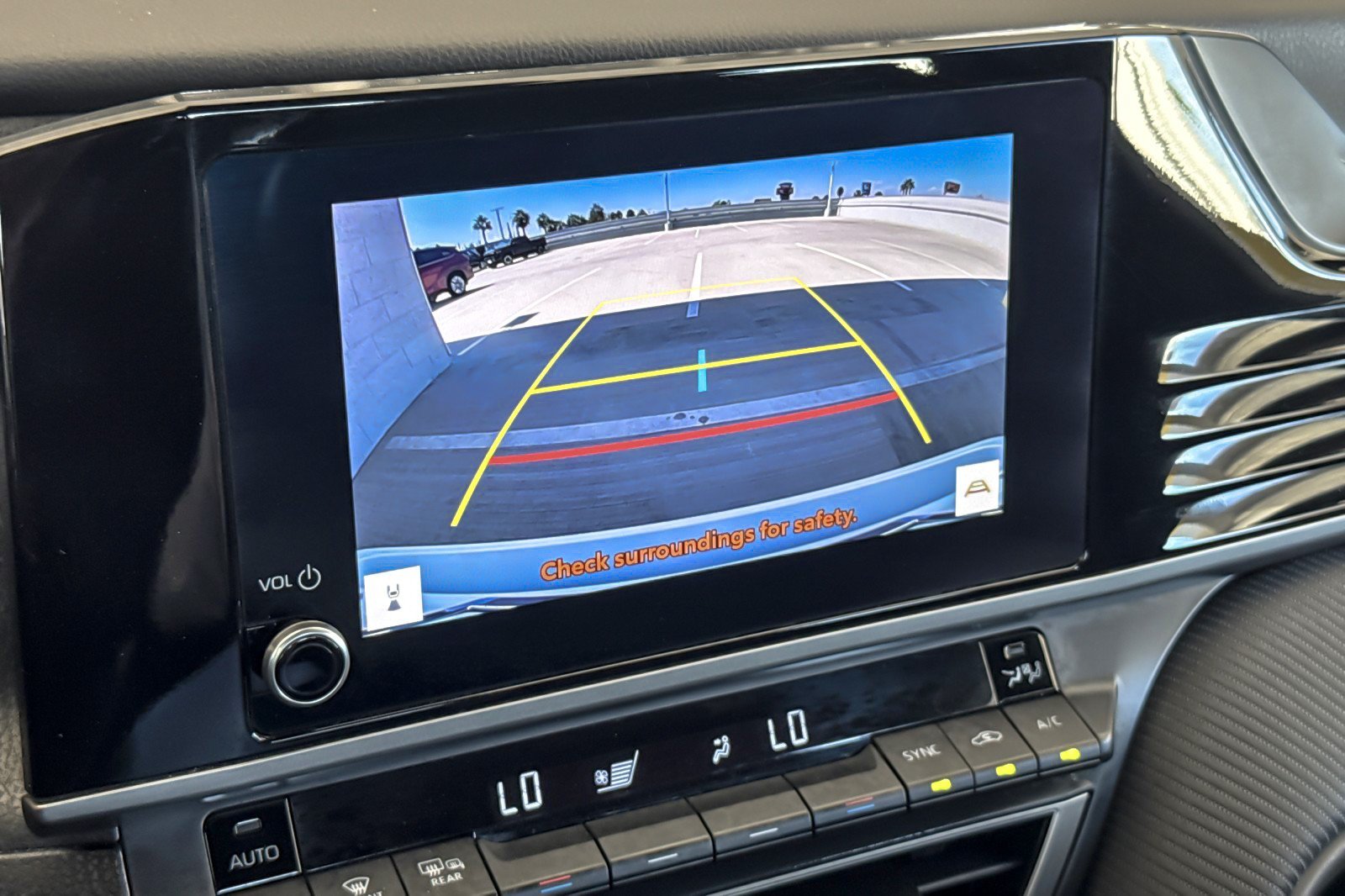 Certified 2025 Toyota Camry SE FWD image 17
