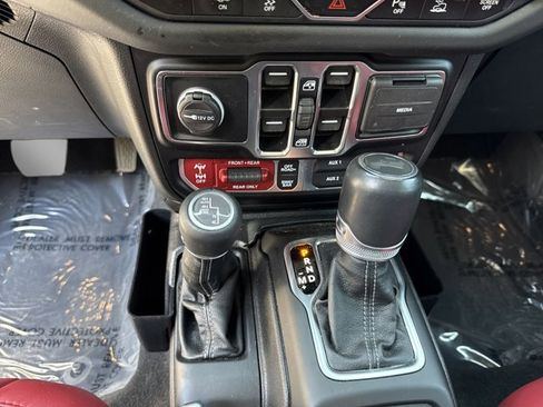 Used 2024 Jeep Wrangler Unlimited Rubicon 392 AWD/4WD image 14