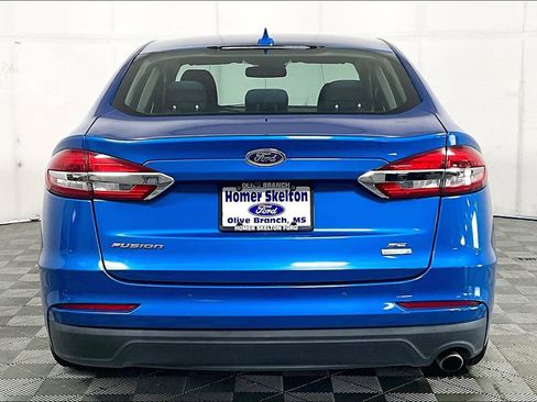 Used 2020 Ford Fusion SE image 4