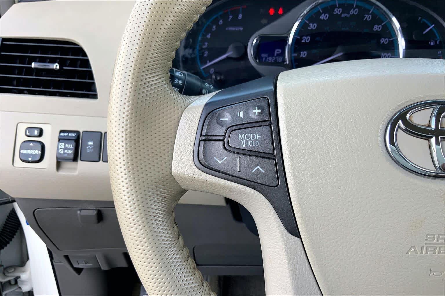 Used 2011 Toyota Sienna XLE w/ XLE Navigation Pkg FWD image 22