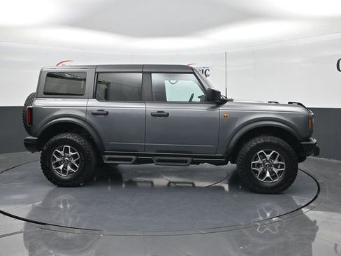 Used 2024 Ford Bronco Badlands image 6