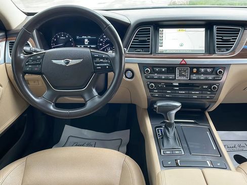 Used 2018 Genesis G80 3.8 RWD image 22