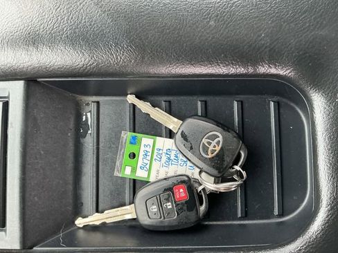 Used 2019 Toyota Tundra SR5 image 44