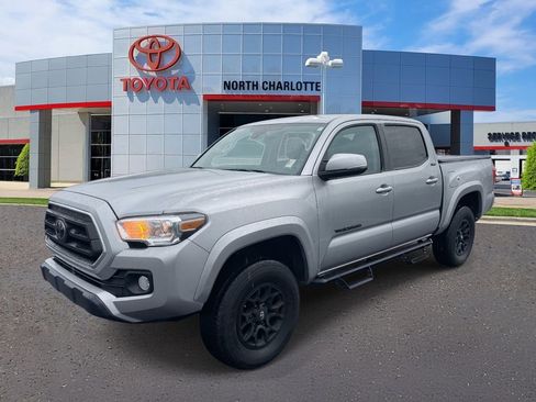 Used 2022 Toyota Tacoma SR5 image 6