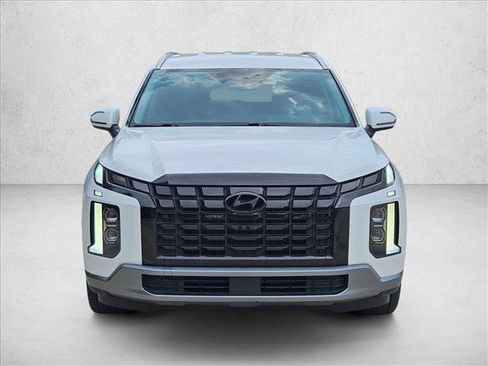 Used 2025 Hyundai Palisade SEL FWD image 2