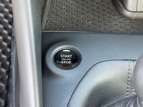 Certified 2024 Nissan Z Performance w/ Floor Mat Package image 24