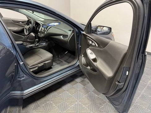 Used 2020 Chevrolet Malibu LT FWD image 22