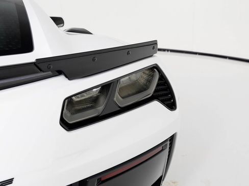 Used 2015 Chevrolet Corvette Z06 w/ 3LZ Preferred Equipment Group image 70