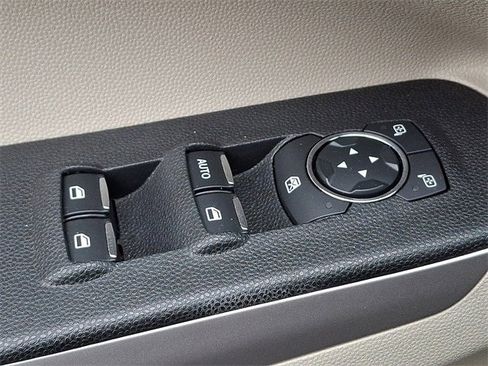 Used 2020 Ford EcoSport S image 25