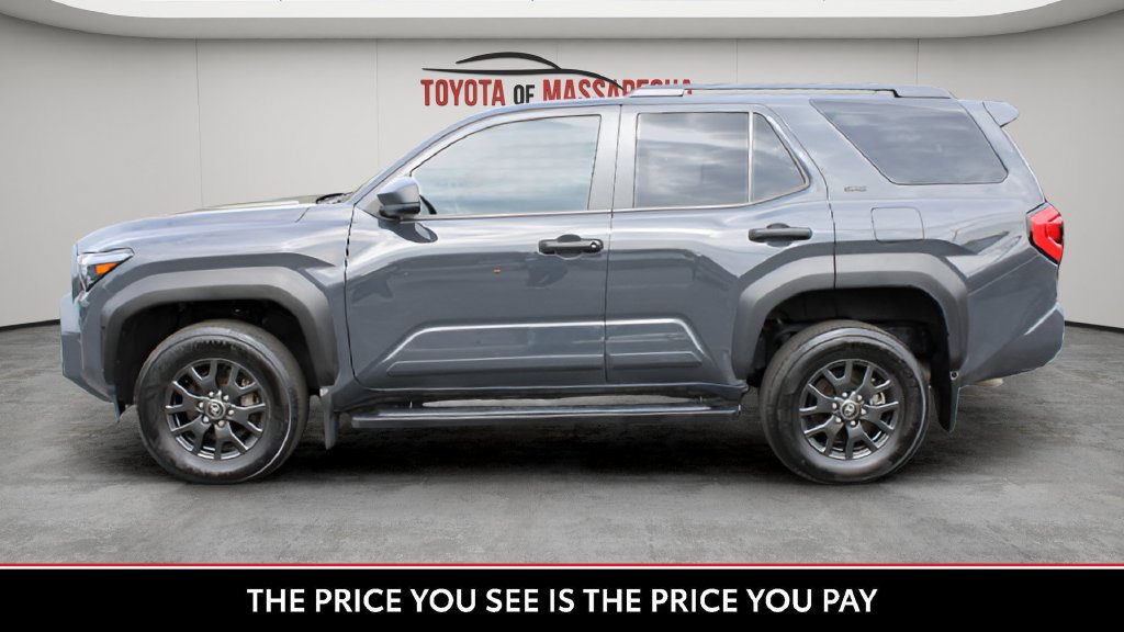 Used 2025 Toyota 4Runner SR5 AWD/4WD image 28