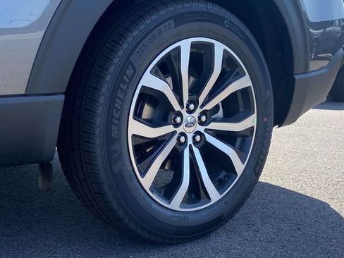 New 2026 Ford Explorer ST-Line RWD image 9