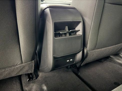 New 2026 Jeep Cherokee Laredo image 21