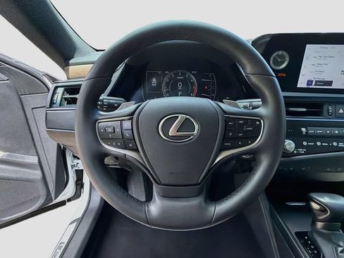 Used 2025 Lexus ES 350 w/ Premium Package FWD image 39