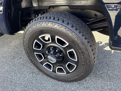 Used 2024 Ford F250 Platinum image 17