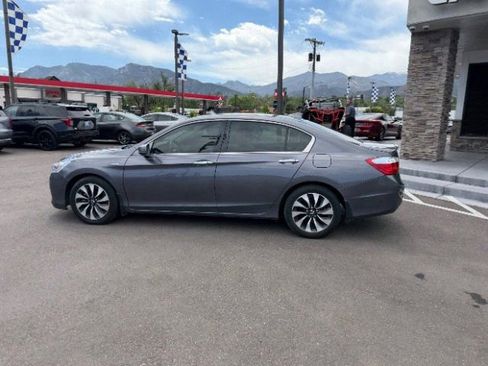 Used 2015 Honda Accord Touring image 6
