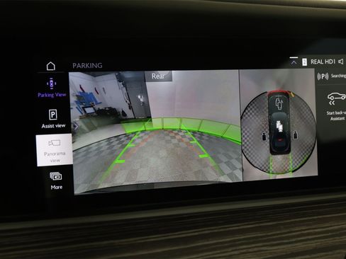 Used 2024 Rolls-Royce Spectre w/ Spectre Launch Package image 17