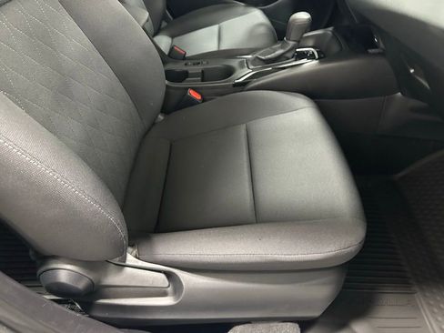 Used 2025 Toyota Corolla LE w/ LE Premium Package image 56
