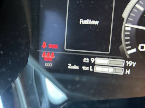 New 2026 Toyota Tundra Limited AWD/4WD image 10