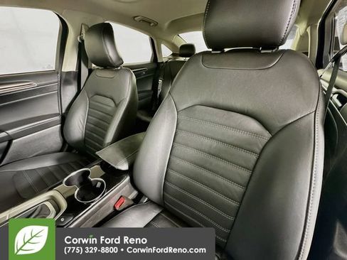 Used 2015 Ford Fusion SE w/ Equipment Group 202A FWD image 21