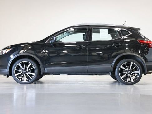 Used 2018 Nissan Rogue Sport SL w/ SL Premium Package AWD/4WD image 8