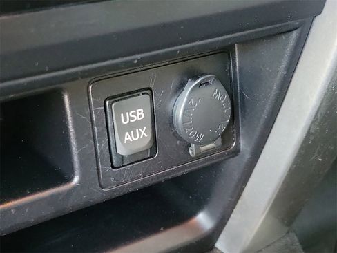 Used 2019 Toyota 4Runner SR5 image 28