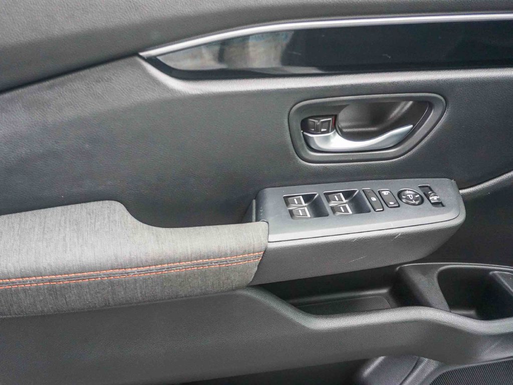 Used 2025 Honda Pilot Sport image 18