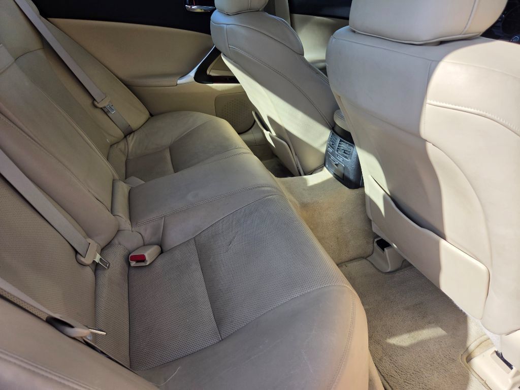 Used 2007 Lexus IS 250 RWD image 32