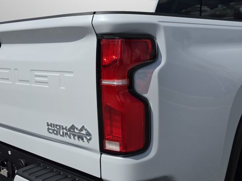 New 2026 Chevrolet Silverado 2500 High Country w/ Technology Package AWD/4WD image 14