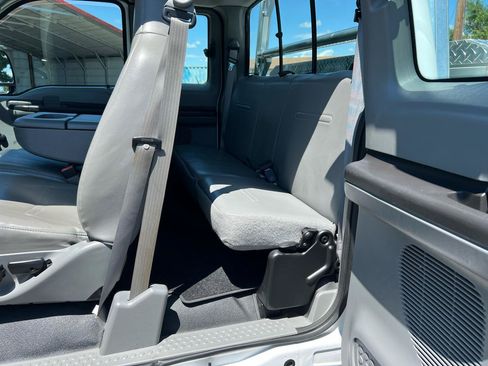 Used 2005 Ford F250 XLT AWD/4WD image 15