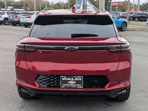 New 2025 Chevrolet Equinox EV RS image 5