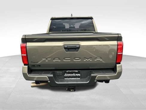 Used 2024 Toyota Tacoma TRD Sport image 6