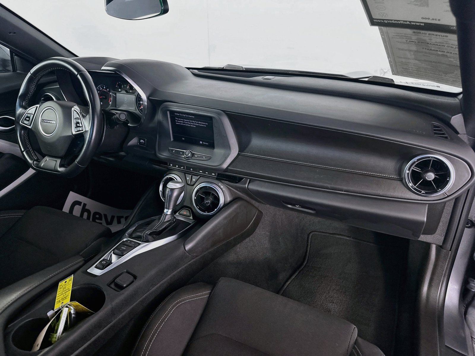 Used 2022 Chevrolet Camaro LT RWD image 21