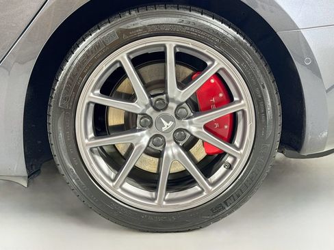 Used 2018 Tesla Model 3 Long Range RWD image 9