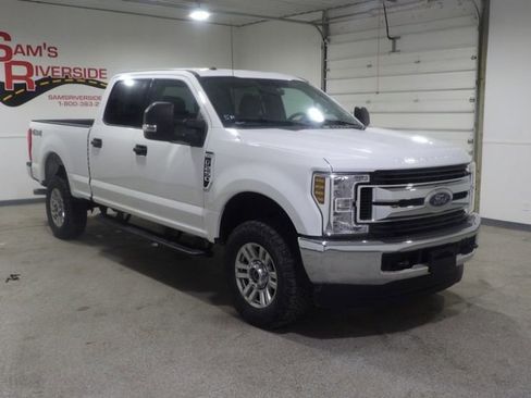Used 2019 Ford F250 XLT image 5