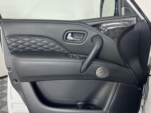 Certified 2024 INFINITI QX80 Sensory image 14