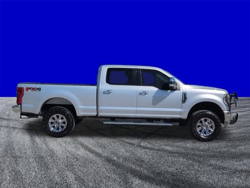 Certified 2019 Ford F250 XLT w/ XLT Premium Package AWD/4WD image 3