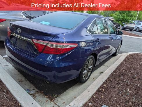 Used 2015 Toyota Camry SE w/ Moonroof Package FWD image 7