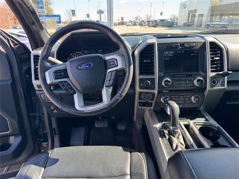Used 2018 Ford F150 Lariat w/ Equipment Group 502A Luxury image 13