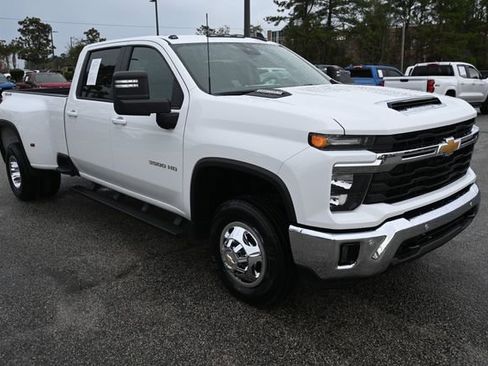Used 2025 Chevrolet Silverado 3500 LT w/ All Star Edition image 7