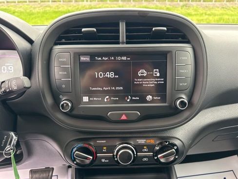 Used 2024 Kia Soul LX w/ Option Group 015 FWD image 14